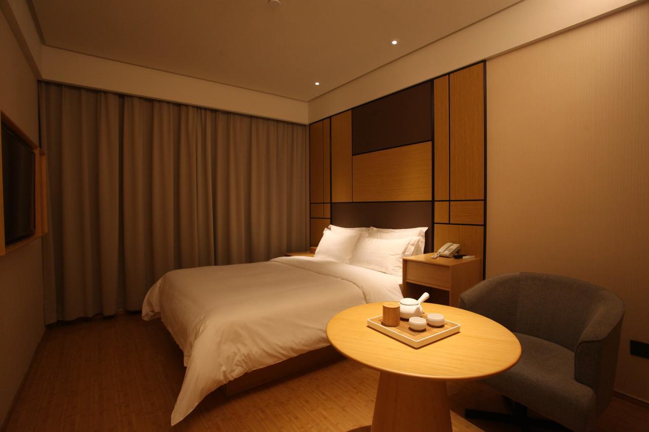 Ji Hotel Shanghai Bund East Nanjing Road Pedestrian Street Zewnętrze zdjęcie